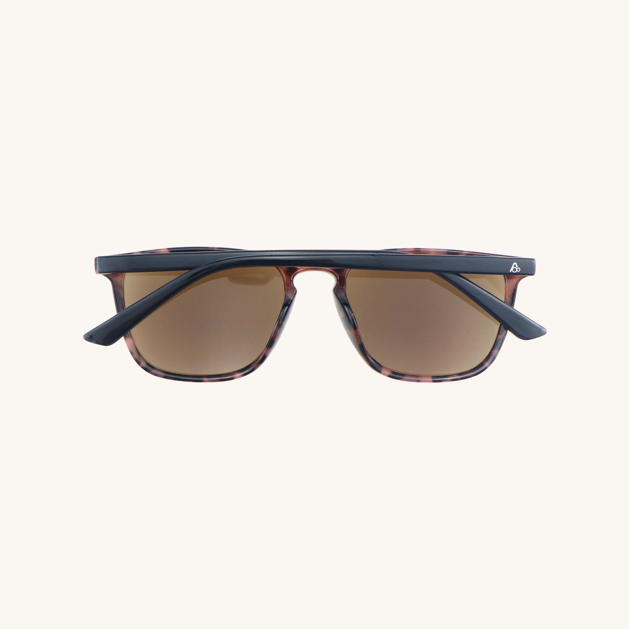 lentes de sol con aumento aumentika modelo cuini vista trasera