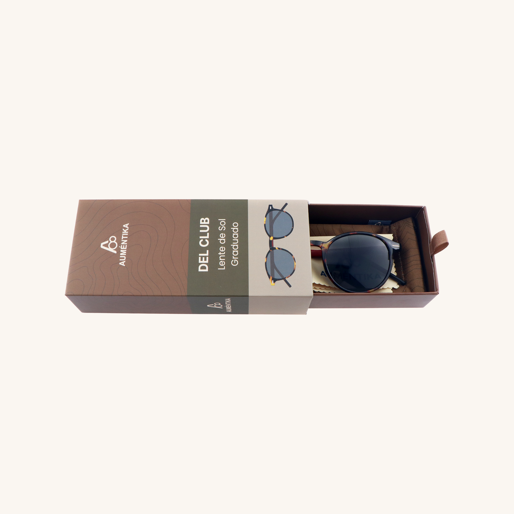 caja abierta lentes de sol con aumento aumentika modelo del club