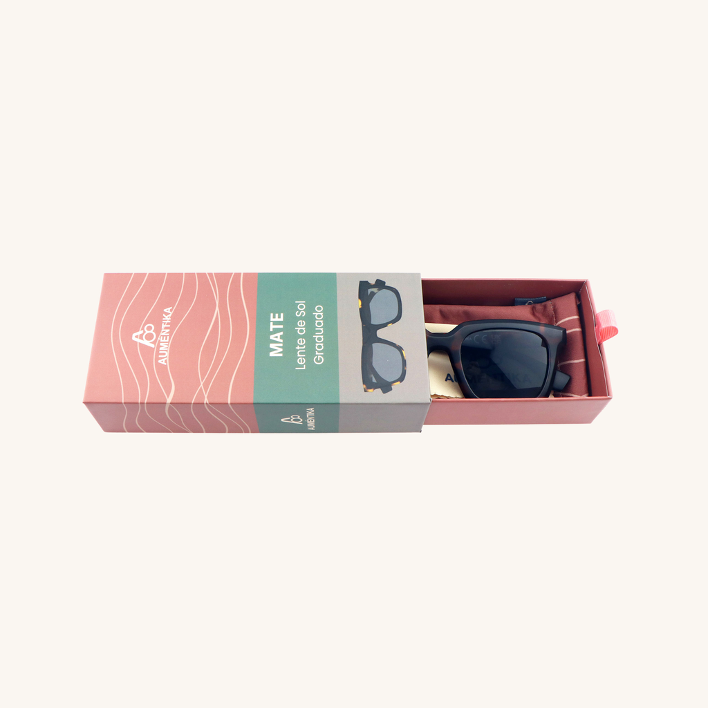 caja abierta lentes de sol con aumento aumentika modelo mate