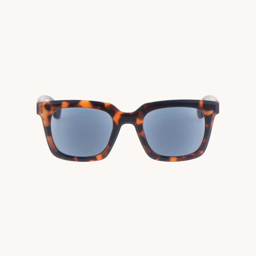 lentes de sol con aumento aumentika modelo mate vista frontal