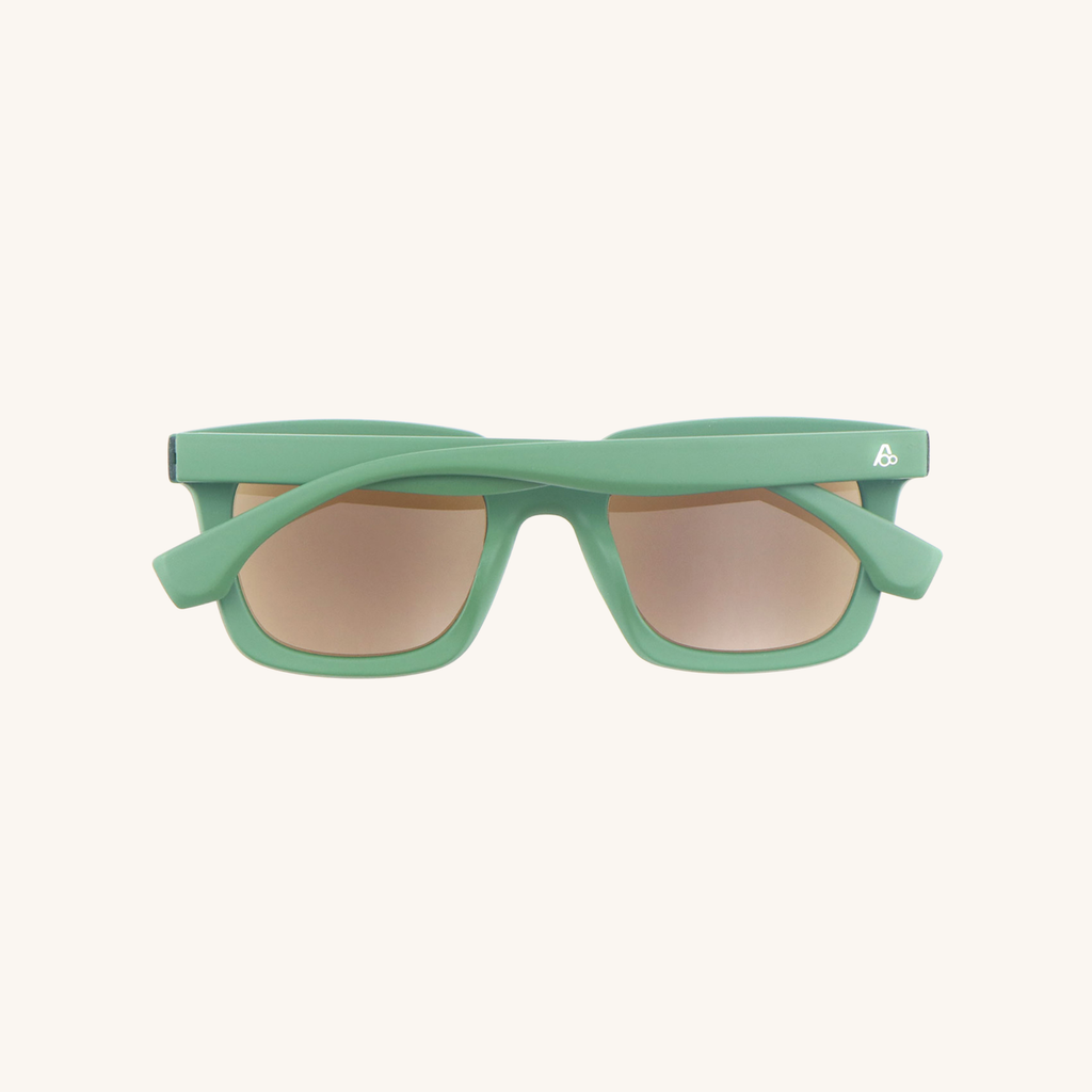 lentes de sol con aumento aumentika modelo mate vista trasera