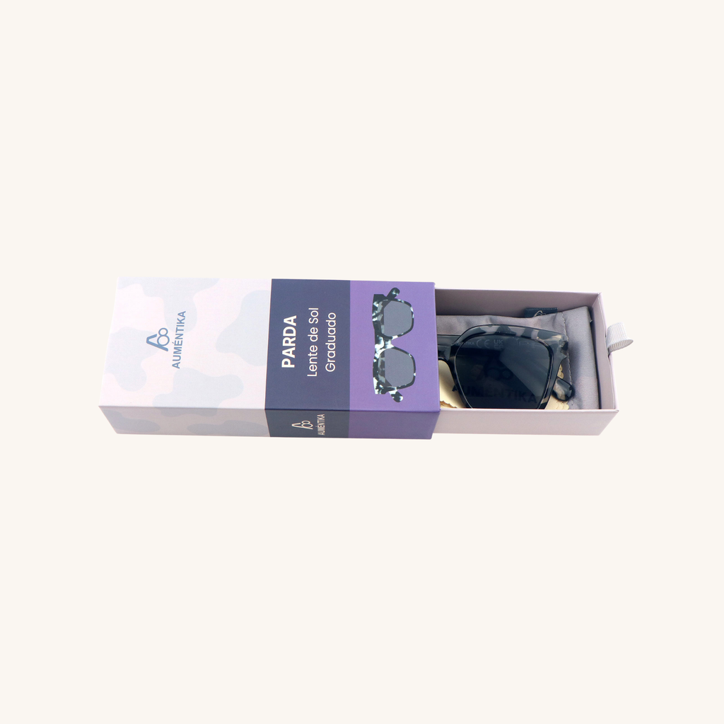 caja abierta lentes de sol con aumento aumentika modelo parda